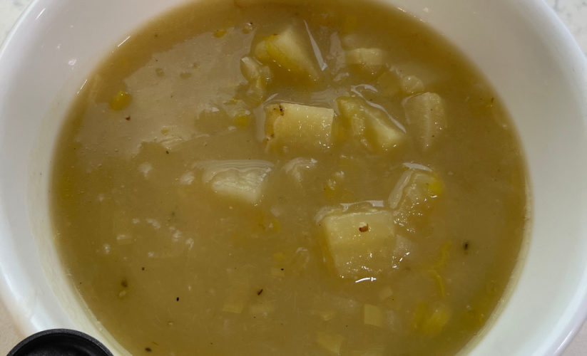 Sopa de poro y papa